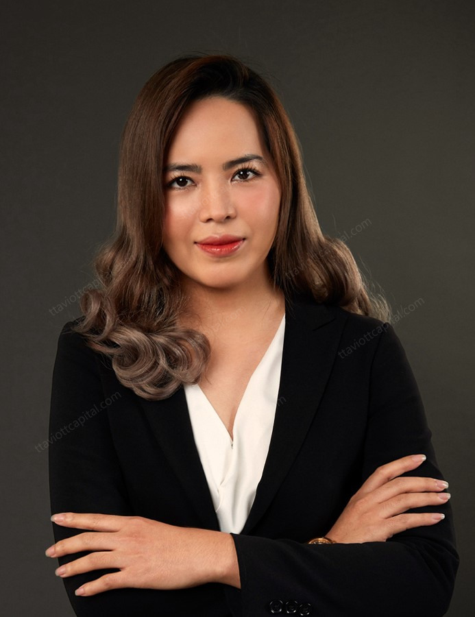 Thành viên HĐQT - Bà Nguyễn Thị Thùy Dương